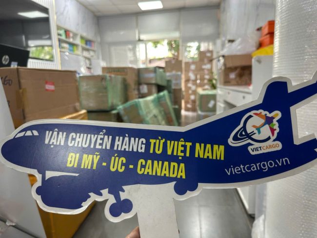 Gửi thuốc tây đi Canada